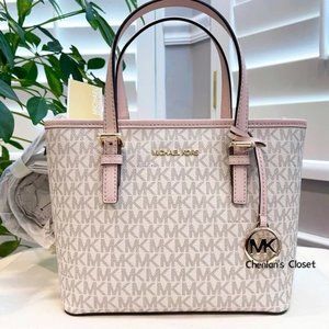 🌸NeW! Michael Kors Jet Set XS Carryall